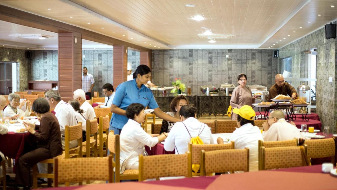 Miridiya Lake Resort Anuradhapura Dış mekan fotoğraf