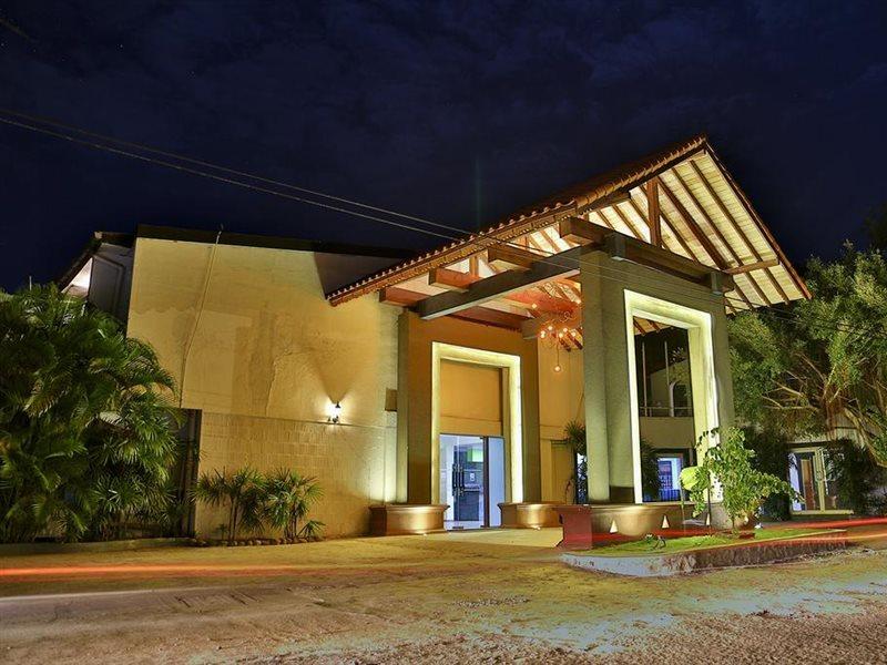 Miridiya Lake Resort Anuradhapura Dış mekan fotoğraf