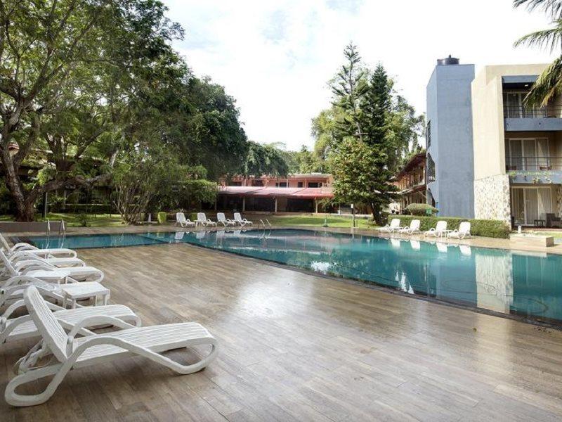 Miridiya Lake Resort Anuradhapura Dış mekan fotoğraf