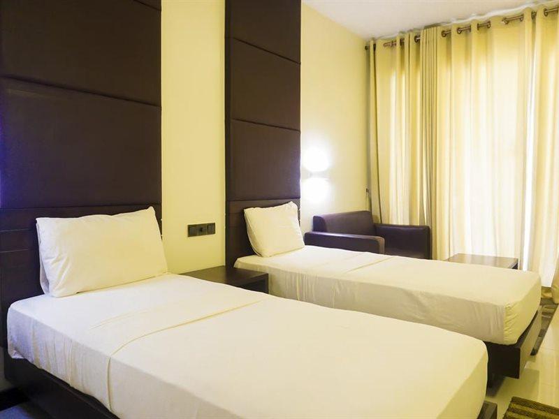 Miridiya Lake Resort Anuradhapura Dış mekan fotoğraf