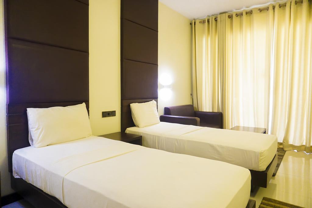 Miridiya Lake Resort Anuradhapura Dış mekan fotoğraf